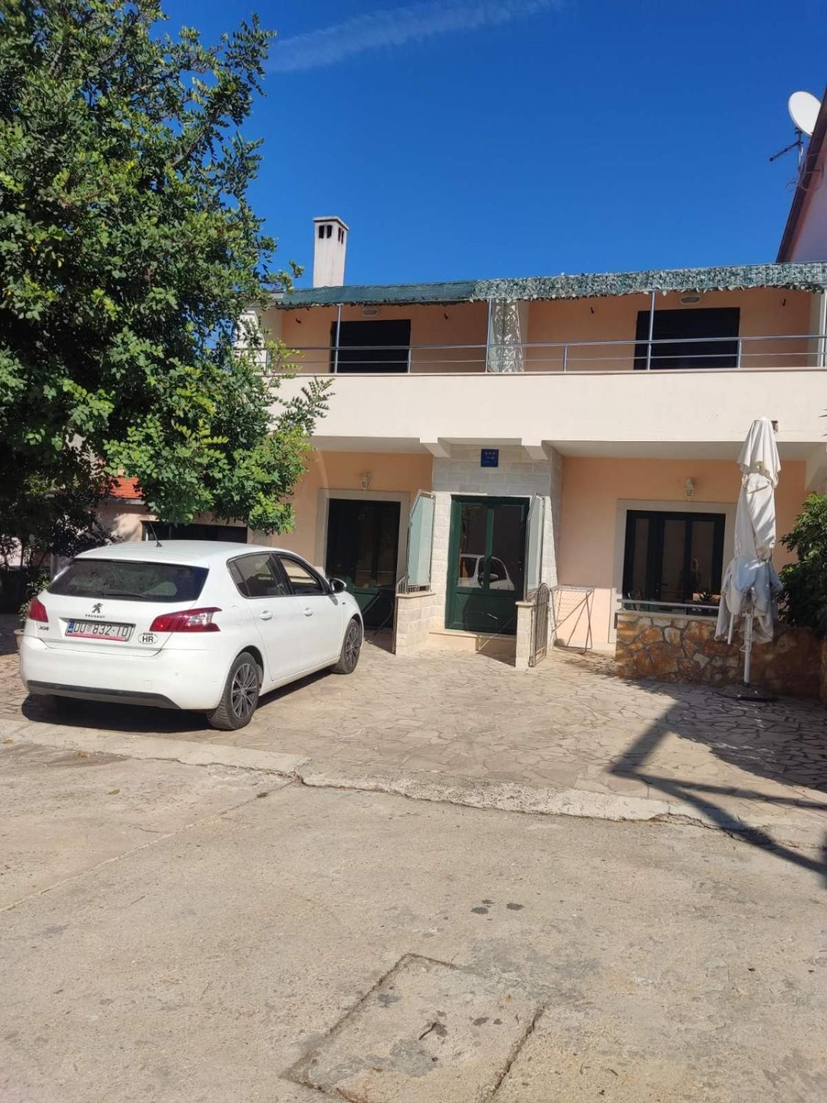 Apartments Ivana Ловиште Экстерьер фото